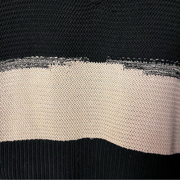 Rag Poets | Black Tan Boxy V-Neck Pullover Sweater, Medium - Picture 8 of 11